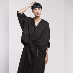 Miranda Bennett Studio Kahlo Black Linen Top One Size NWOT